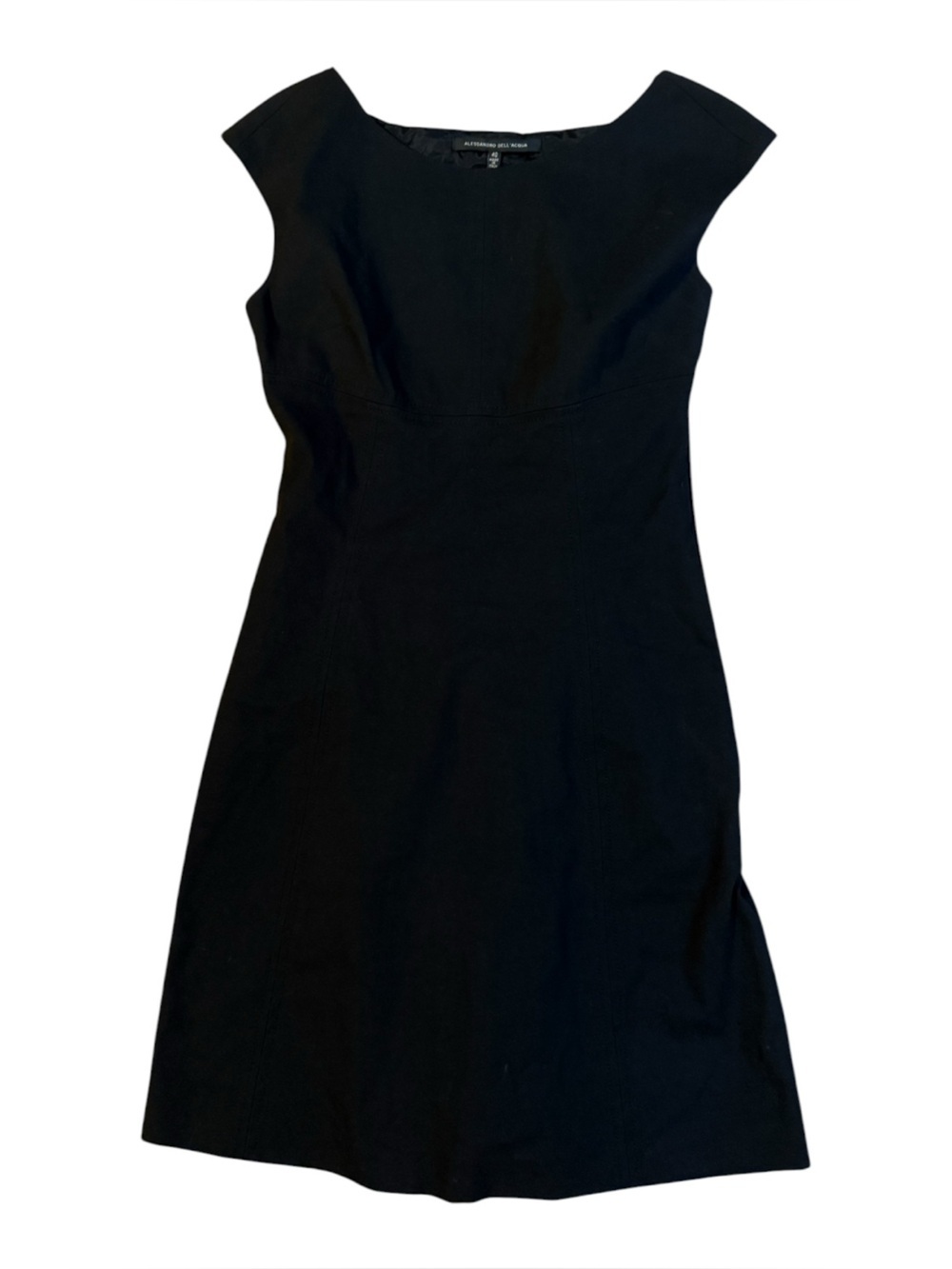 Alessandro Dell’Acqua Black Cap Sleeve Sheath Dress Size 40/US 4 Made in Italy - Picture 6 of 6